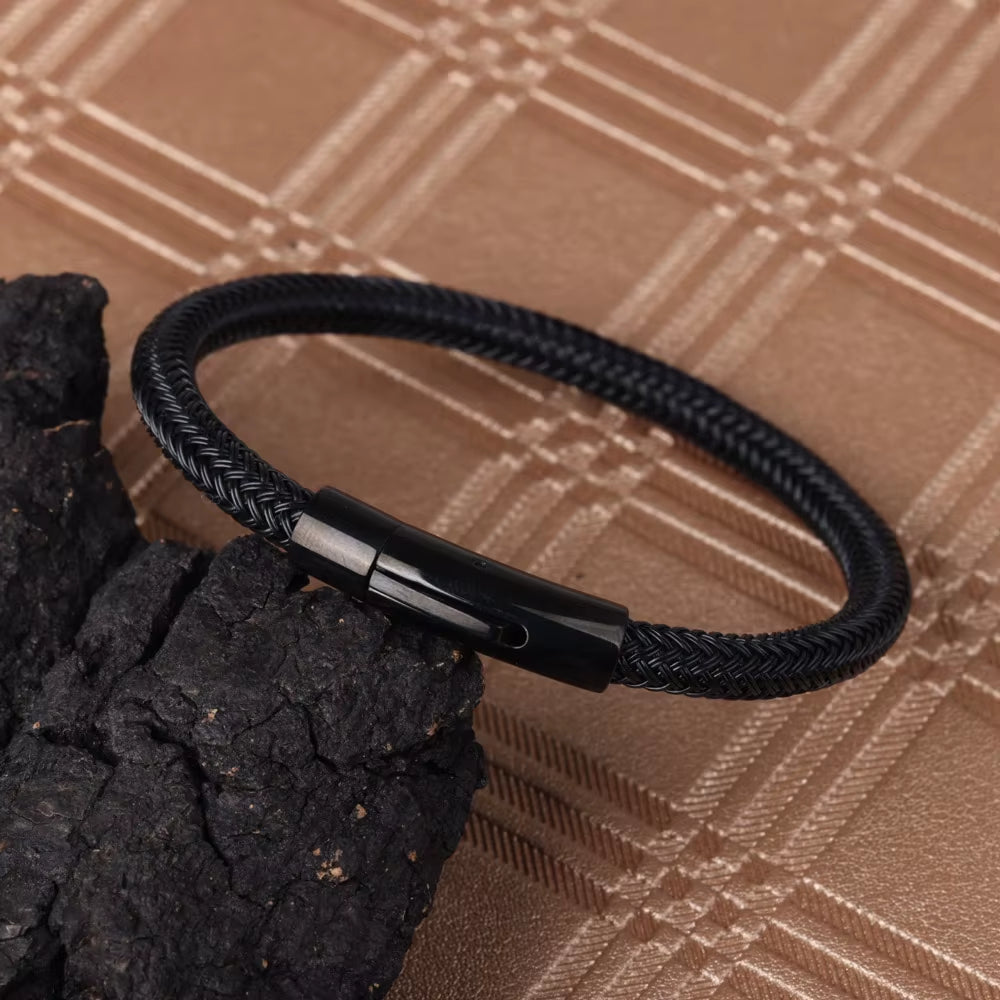 Simple Style Punk Black Metal Wire Rope Men Bracelet Stainless Steel Clasp Fashion Bracelet for Men Jewelry