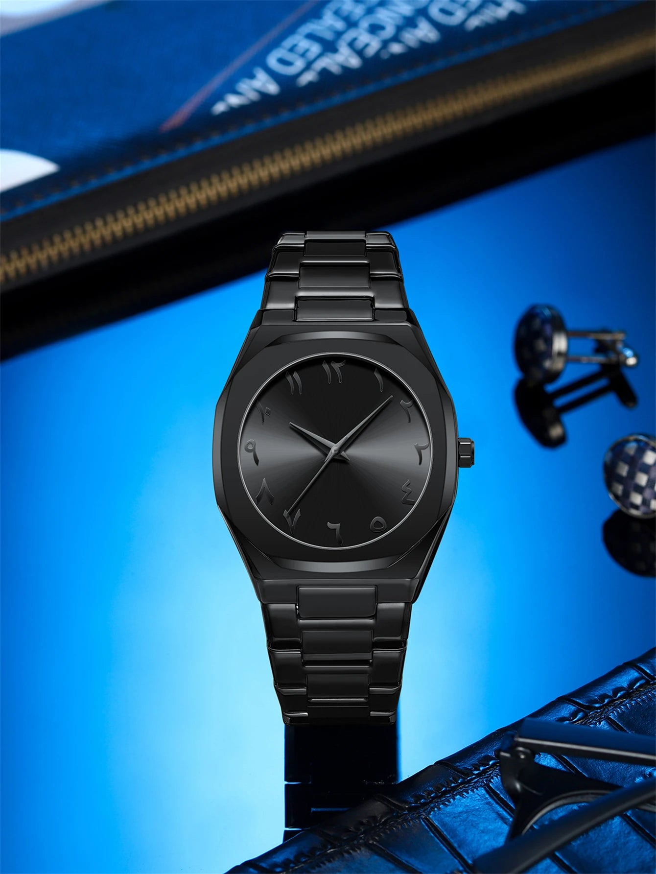 Minimalist Watch - Modern and Sleek Design